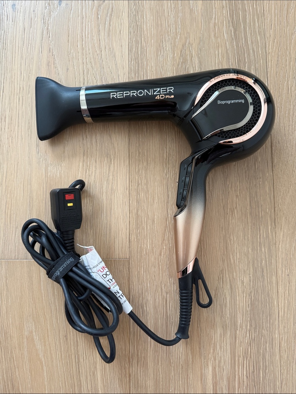 Repronizer 4D Plus Black and Rose Gold Hair Dryer